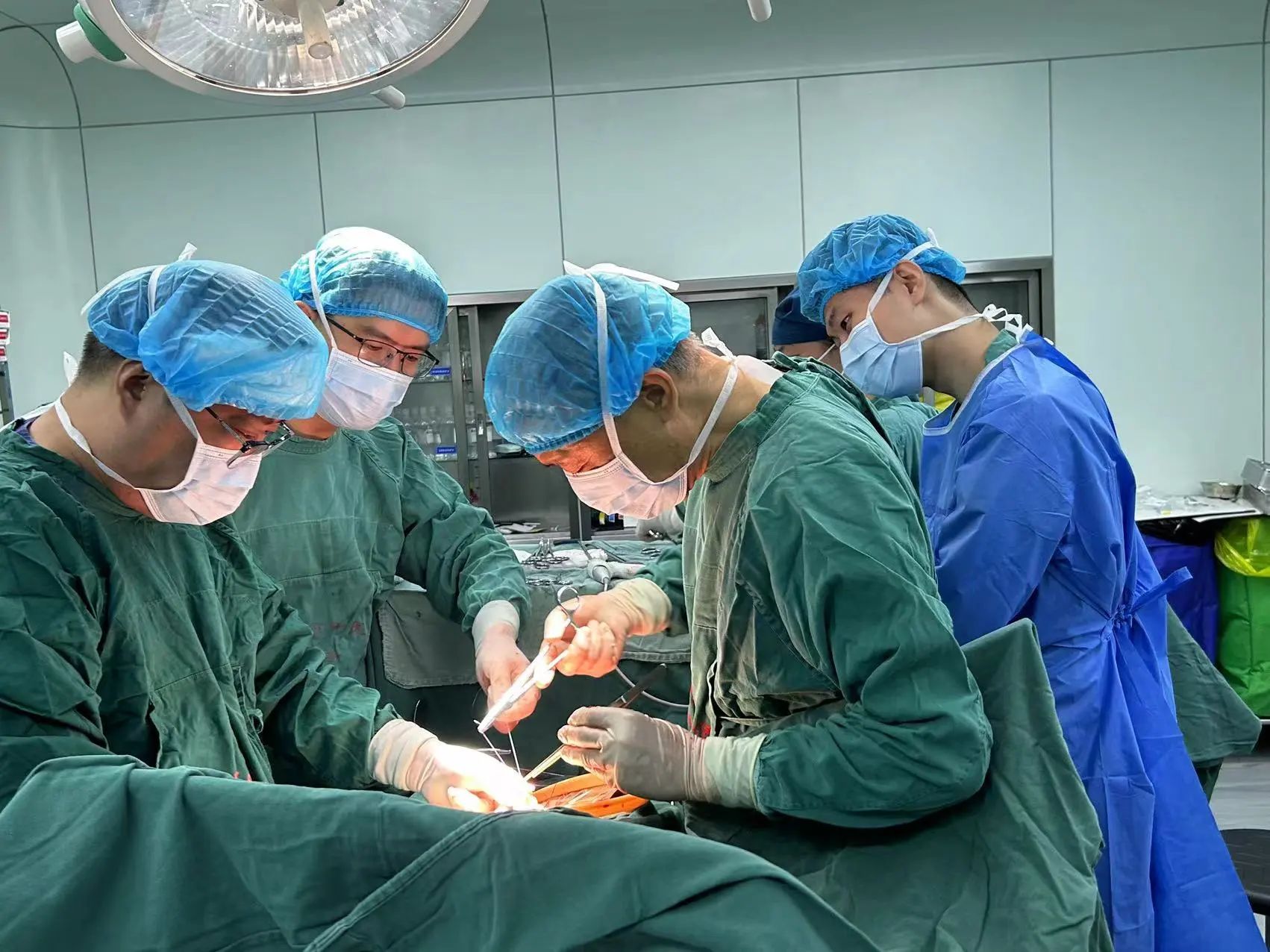 1727095469268145.jpg f5e48c0df8f91507a3240cc2a73c9e07.jpg